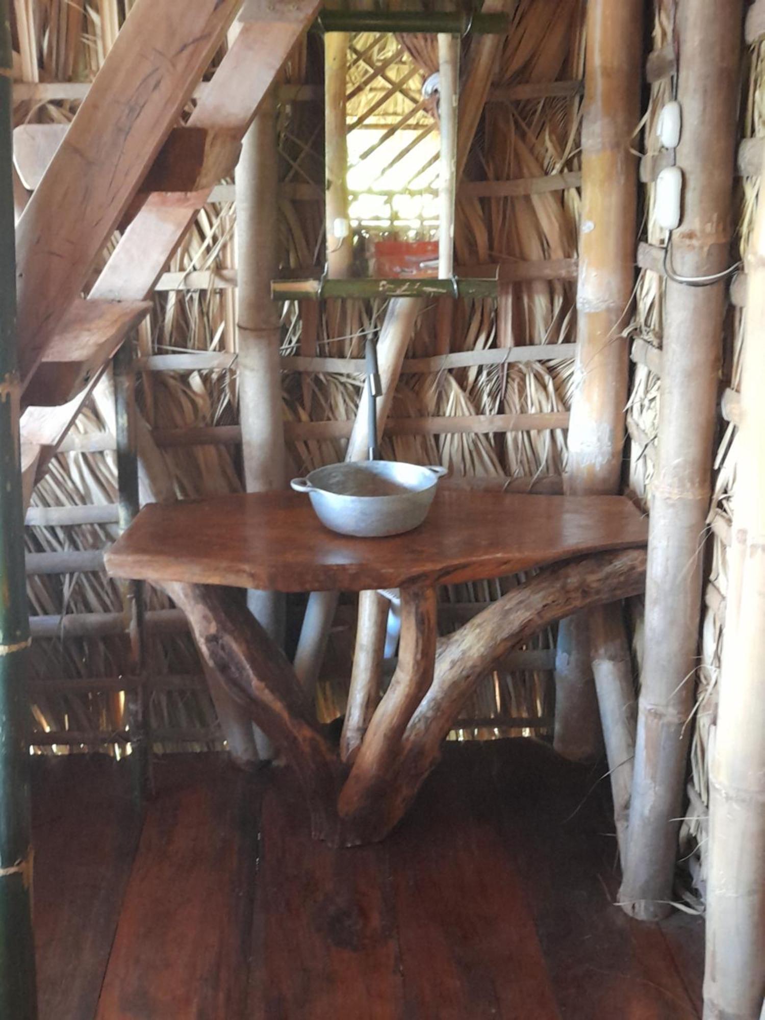 El Bamboo Cabins Balgue Exteriér fotografie