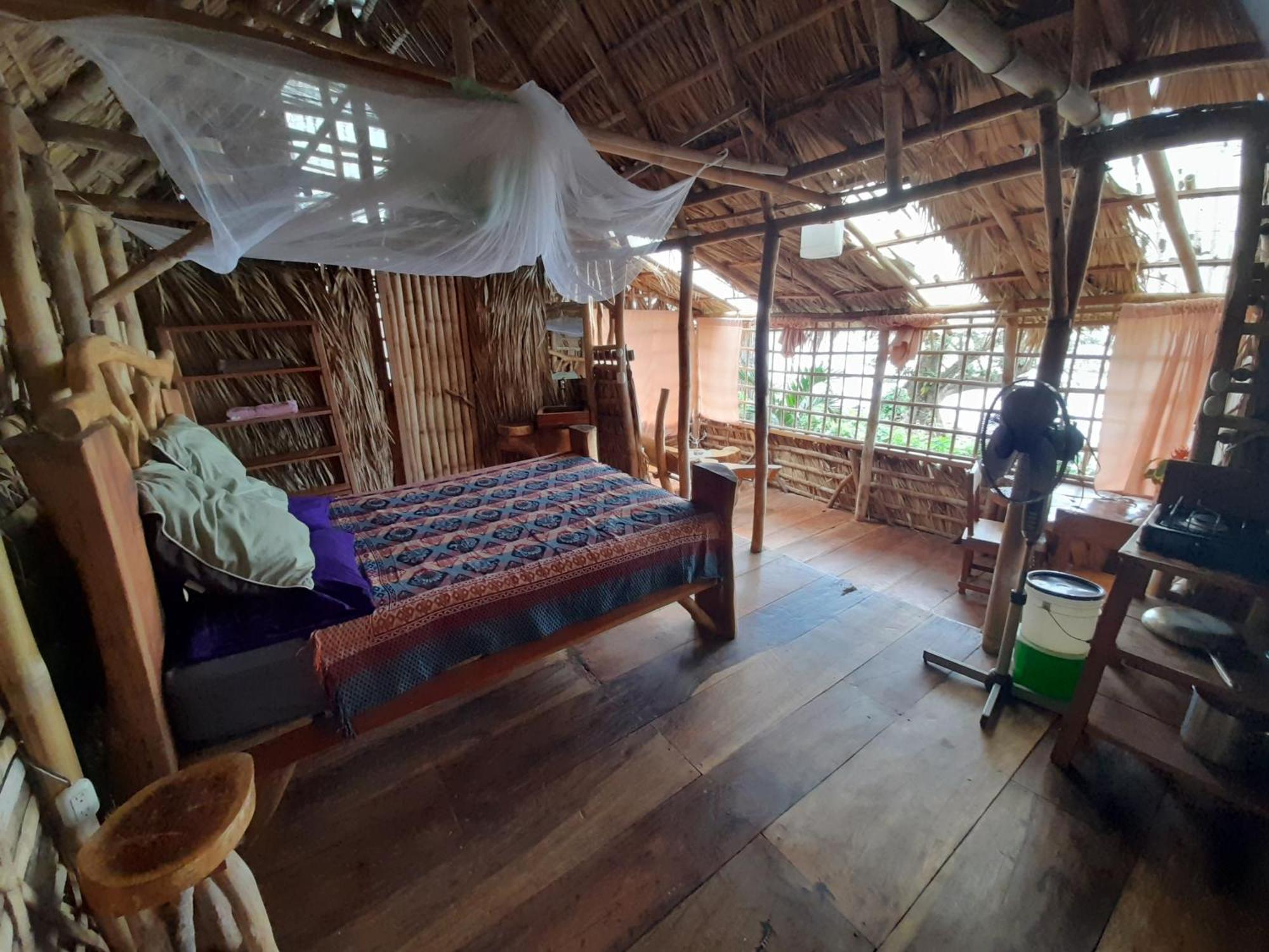 El Bamboo Cabins Balgue Exteriér fotografie